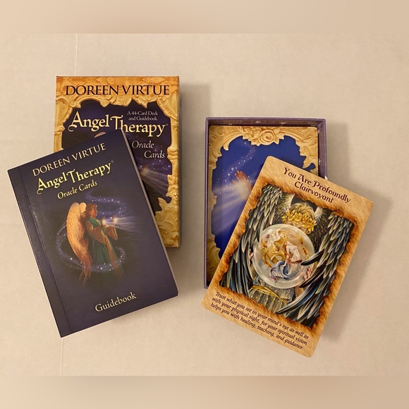 RARE SET* Doreen Virtue - Angel Therapy Handbook and Gold Gilded Oracle Deck - Picture 5 of 6